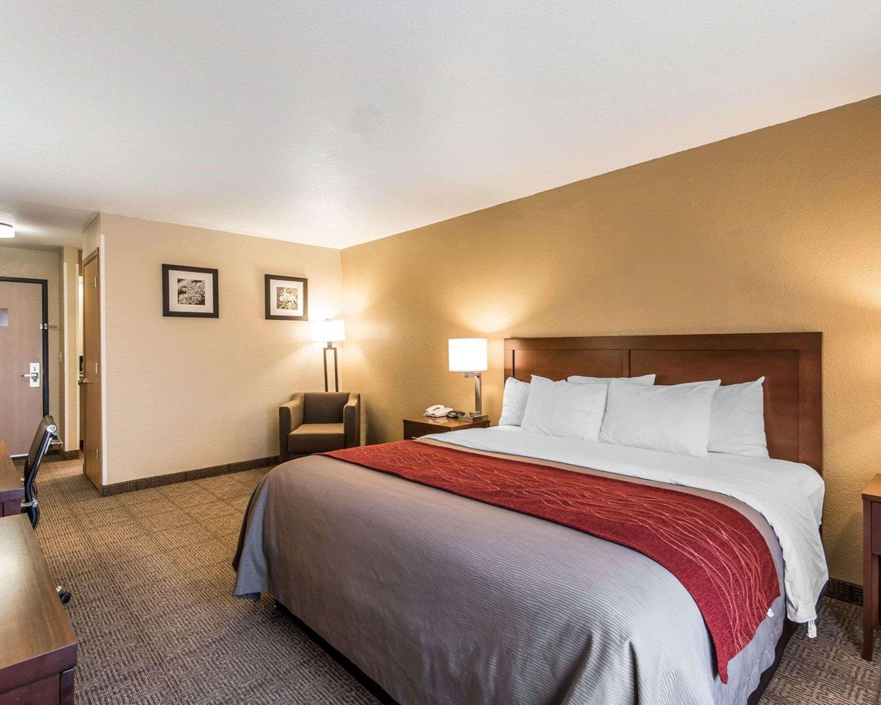 Quality Inn & Suites Bethany Ngoại thất bức ảnh