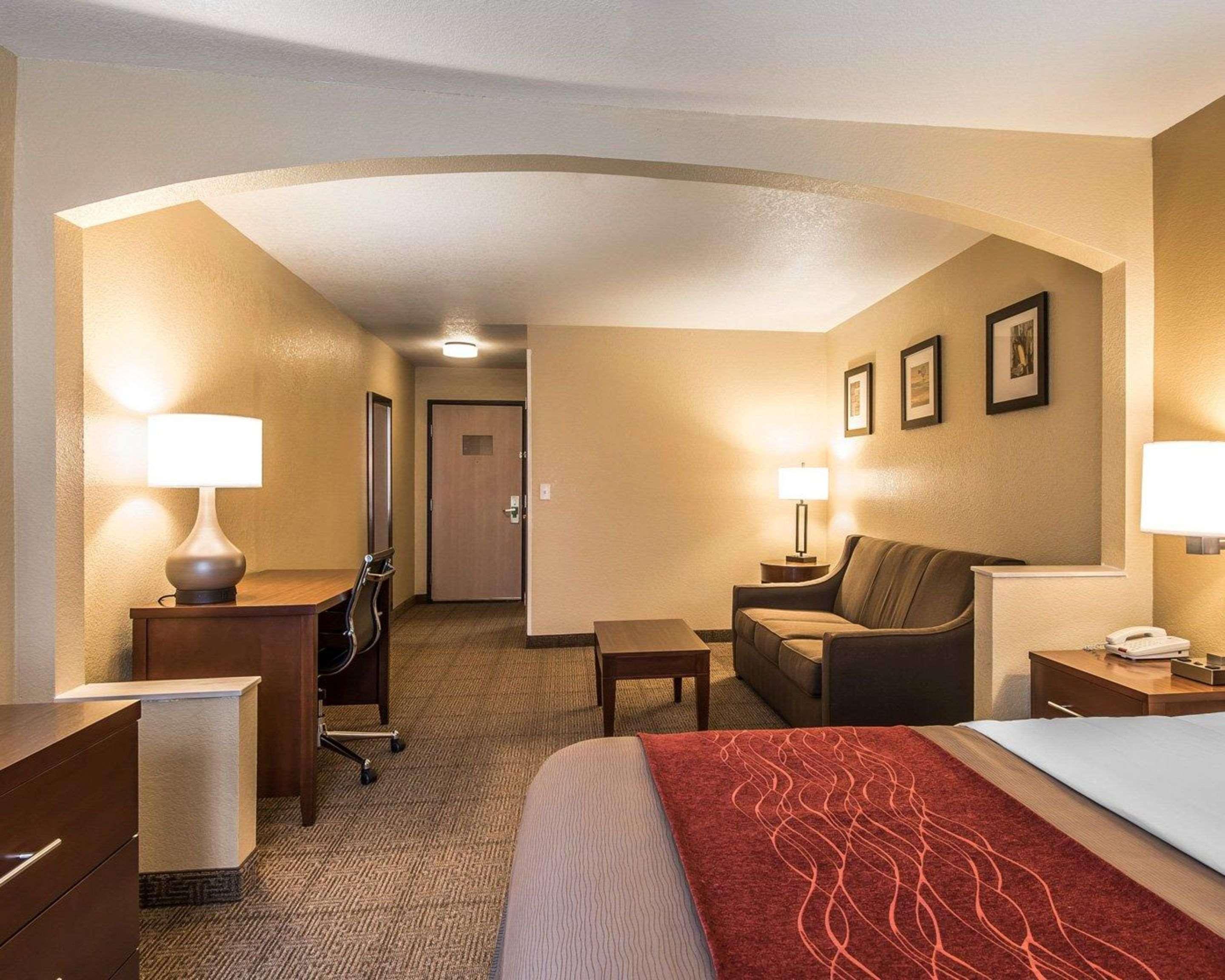 Quality Inn & Suites Bethany Ngoại thất bức ảnh