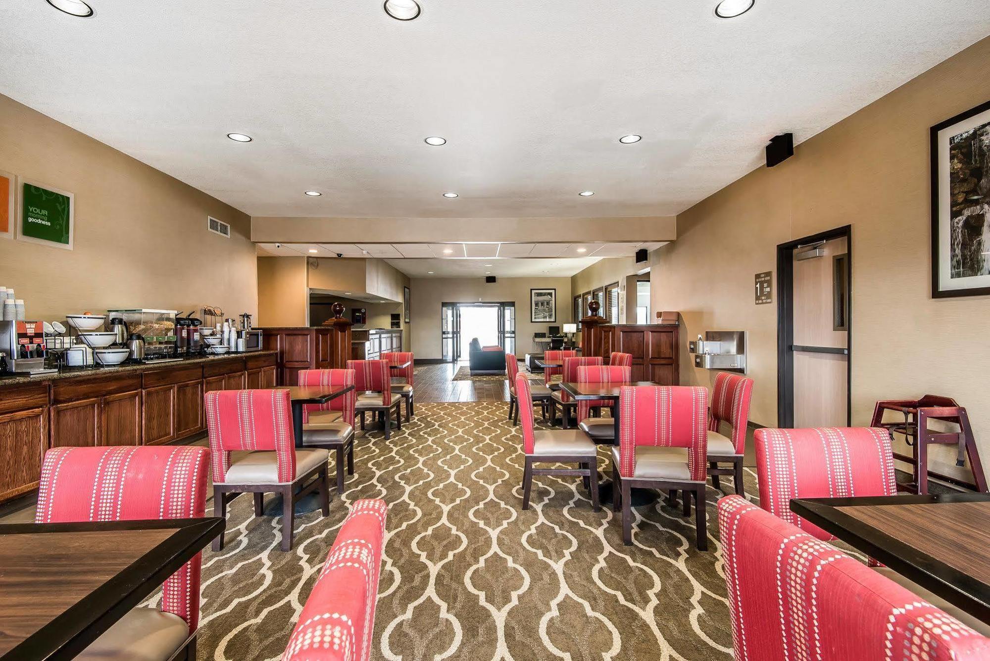 Quality Inn & Suites Bethany Ngoại thất bức ảnh
